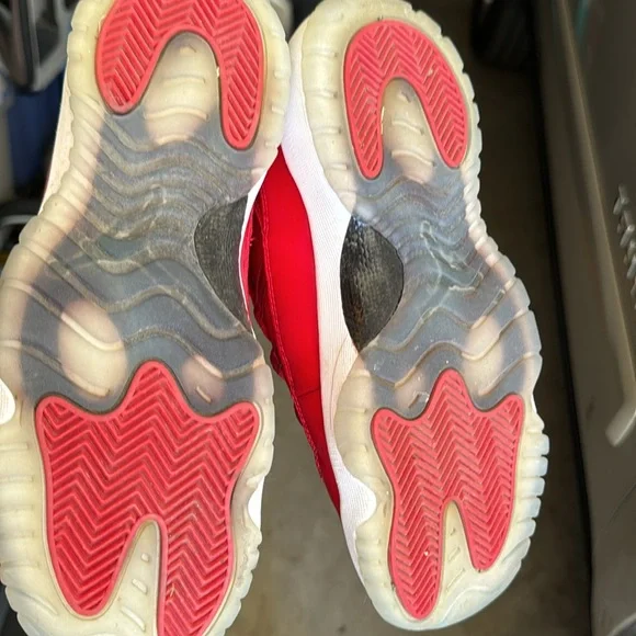 Gently used Air Jordan 11 retro BG
